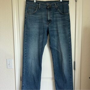 Wrangler Men’s Premium Denim Flex Relaxed Fit Jeans 97FXWXD Size 34x32